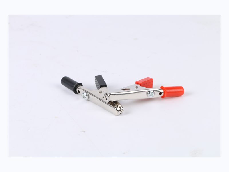 029 small nickel-plated alligator clip
